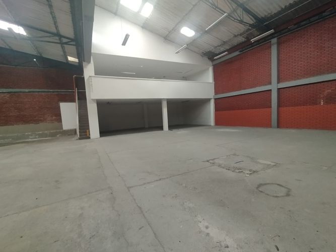 Bodega en arriendo en Conjunto Cerrado Zapan, Dosquebradas, 2000 m² · foto 10 de 11