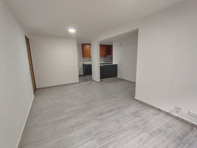 Apartamento de 2 alcobas en arriendo en El Poblado, Medellín, 73 m² · foto 6 de 18