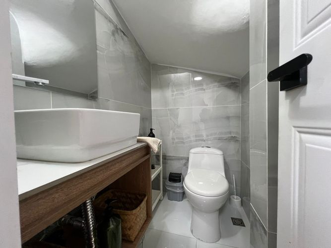 Casa de 3 alcobas en arriendo en Los Almendros, Envigado, 170 m² · foto 11 de 13