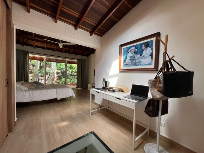 Casa de 3 alcobas en arriendo en Los Almendros, Envigado, 170 m² · foto 5 de 13