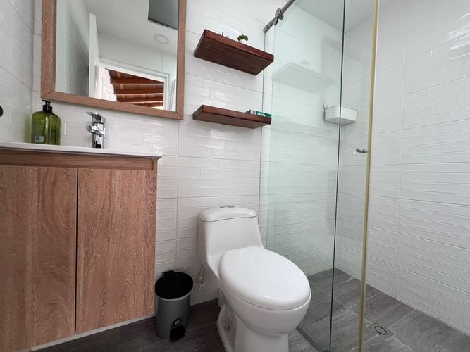 Casa de 3 alcobas en arriendo en Los Almendros, Envigado, 170 m² · foto 10 de 13