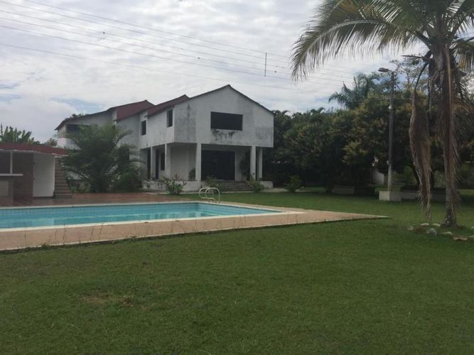 Casa de 4 alcobas en venta en El Salado, Ibagué · foto 2 de 24