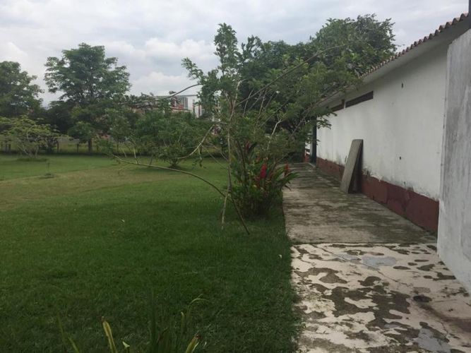 Casa de 4 alcobas en venta en El Salado, Ibagué · foto 15 de 24
