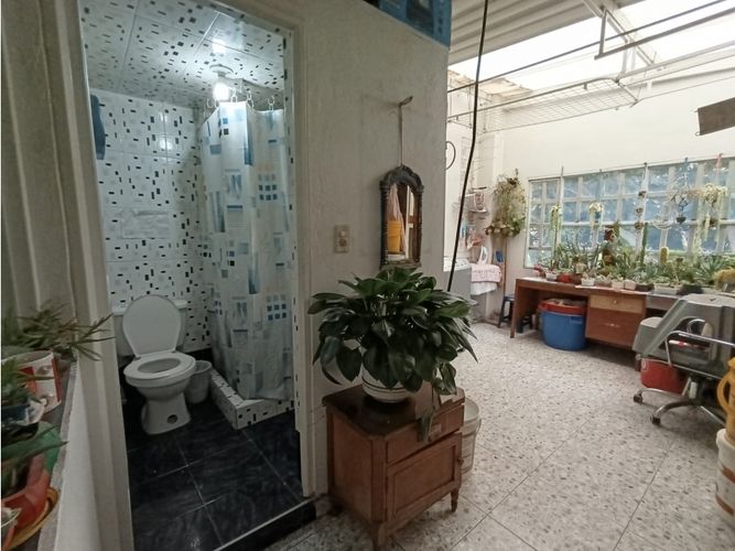 Casa de 5 alcobas en venta en Molinos Del Sur, Bogotá, 504 m² · foto 11 de 24