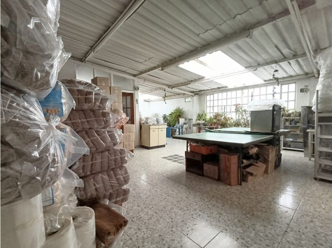 Casa de 5 alcobas en venta en Molinos Del Sur, Bogotá, 504 m² · foto 18 de 24
