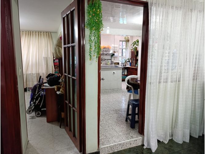 Casa de 5 alcobas en venta en Molinos Del Sur, Bogotá, 504 m² · foto 19 de 24