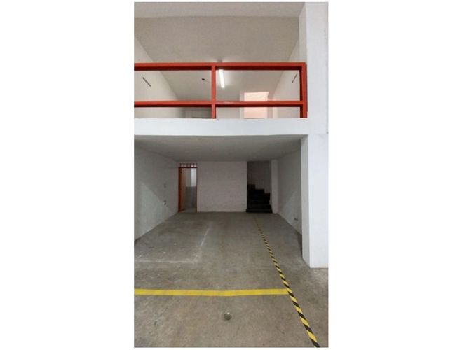 Bodega en arriendo en Trinidad, Medellín, 175 m² · foto 6 de 10