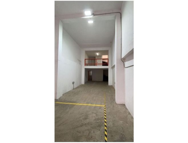 Bodega en arriendo en Trinidad, Medellín, 175 m² · foto 10 de 10