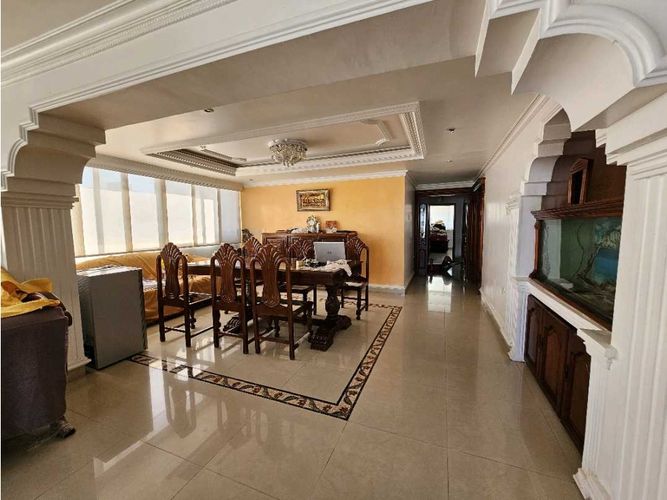 Apartamento de 3 alcobas en venta en Altos De Riomar, Barranquilla, 212 m² · foto 5 de 24