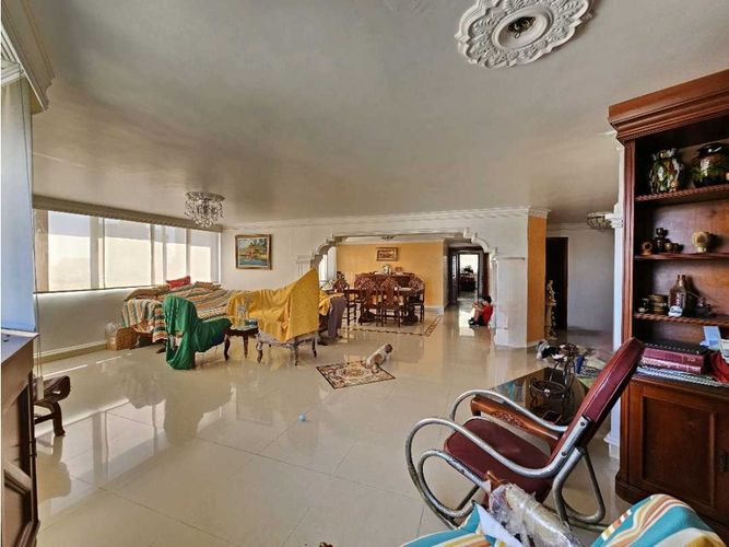Apartamento de 3 alcobas en venta en Altos De Riomar, Barranquilla, 212 m² · foto 8 de 24