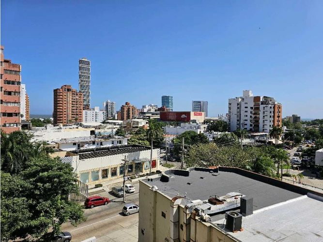 Apartamento de 3 alcobas en venta en Altos De Riomar, Barranquilla, 212 m² · foto 9 de 24
