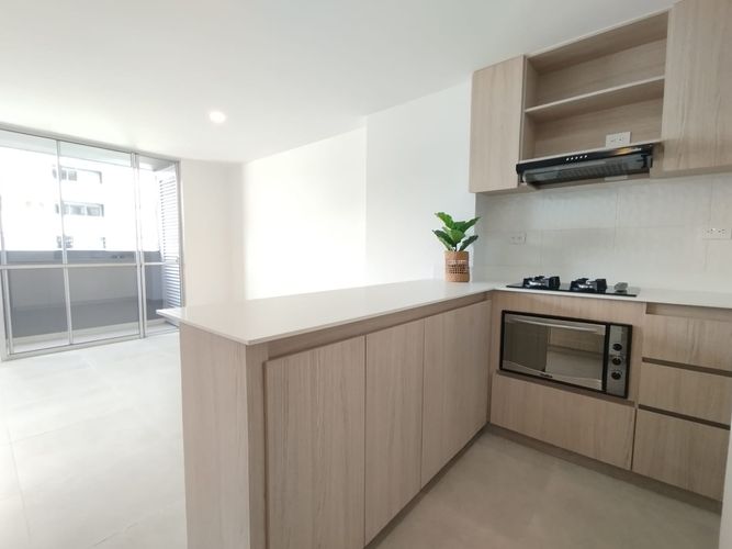 Apartamento de 2 alcobas en arriendo en El Poblado, Medellín, 62 m² · foto 6 de 18