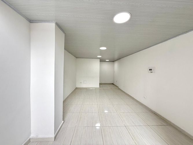 Local en arriendo en Sector Plaza De Bolivar, Pereira, 32 m² · foto 5 de 8