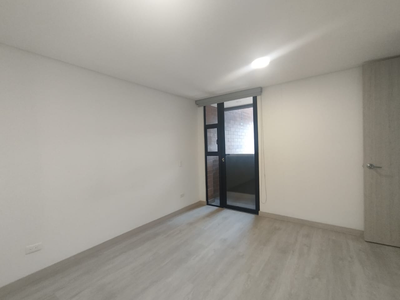 Apartamento en arriendo en El Portal, Envigado · foto 6 de 20