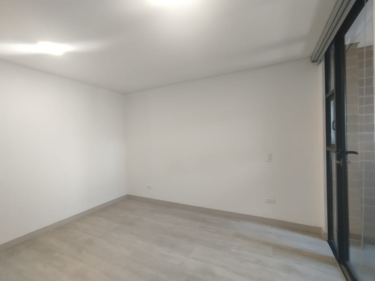 Apartamento en arriendo en El Portal, Envigado · foto 8 de 20