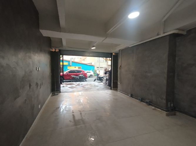 Local en arriendo en Las Acacias, Medellín, 42 m² · foto 2 de 6