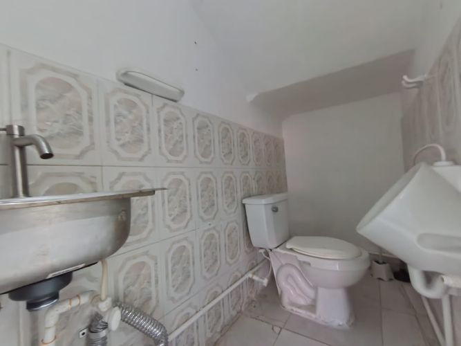 Local en arriendo en Buenos Aires, Medellín, 28 m² · foto 14 de 15