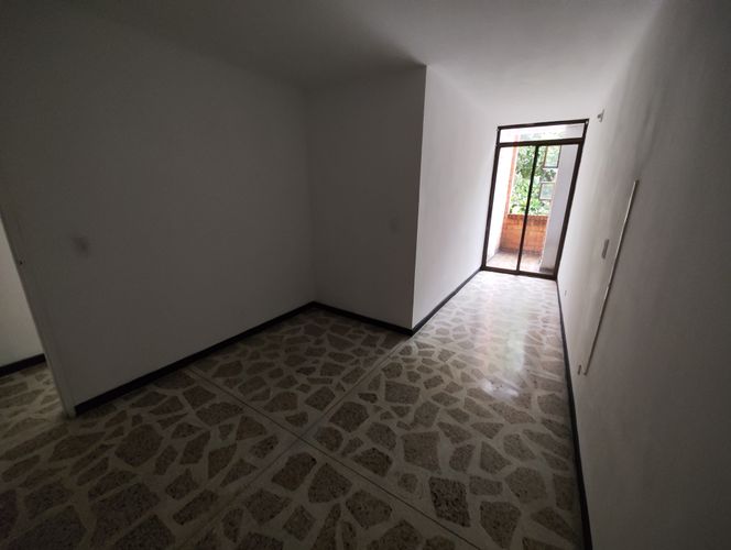 Apartamento de 3 alcobas en arriendo en Laureles, Medellín, 90 m² · foto 18 de 20