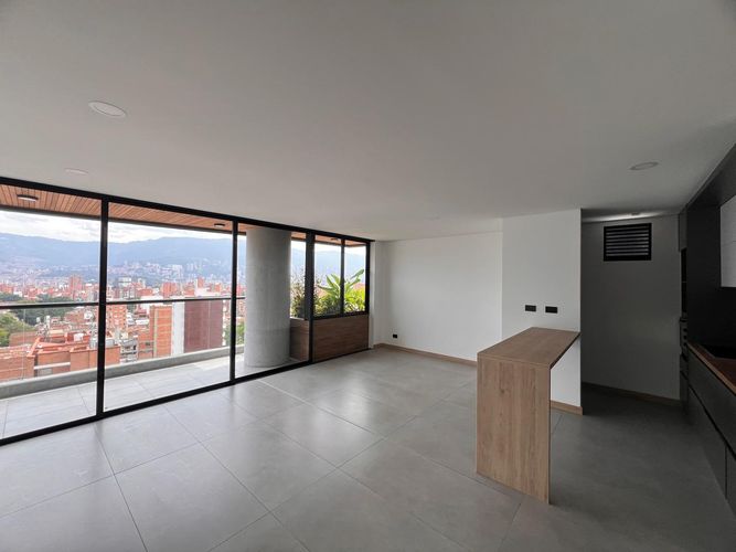Apartamento de 3 alcobas en arriendo en La Castellana, Medellín, 107 m² · foto 15 de 20