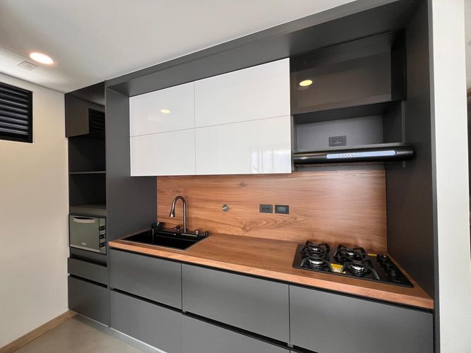 Apartamento de 3 alcobas en arriendo en La Castellana, Medellín, 107 m² · foto 18 de 20