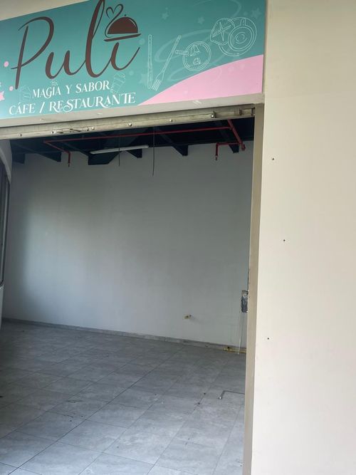 Local en arriendo en Boston, Medellín, 40 m² · foto 2 de 7