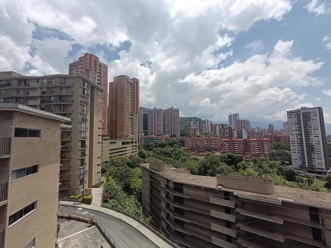 Apartamento de 2 alcobas en arriendo en Vía Las Palmas, Medellín, 65 m² · foto 9 de 20