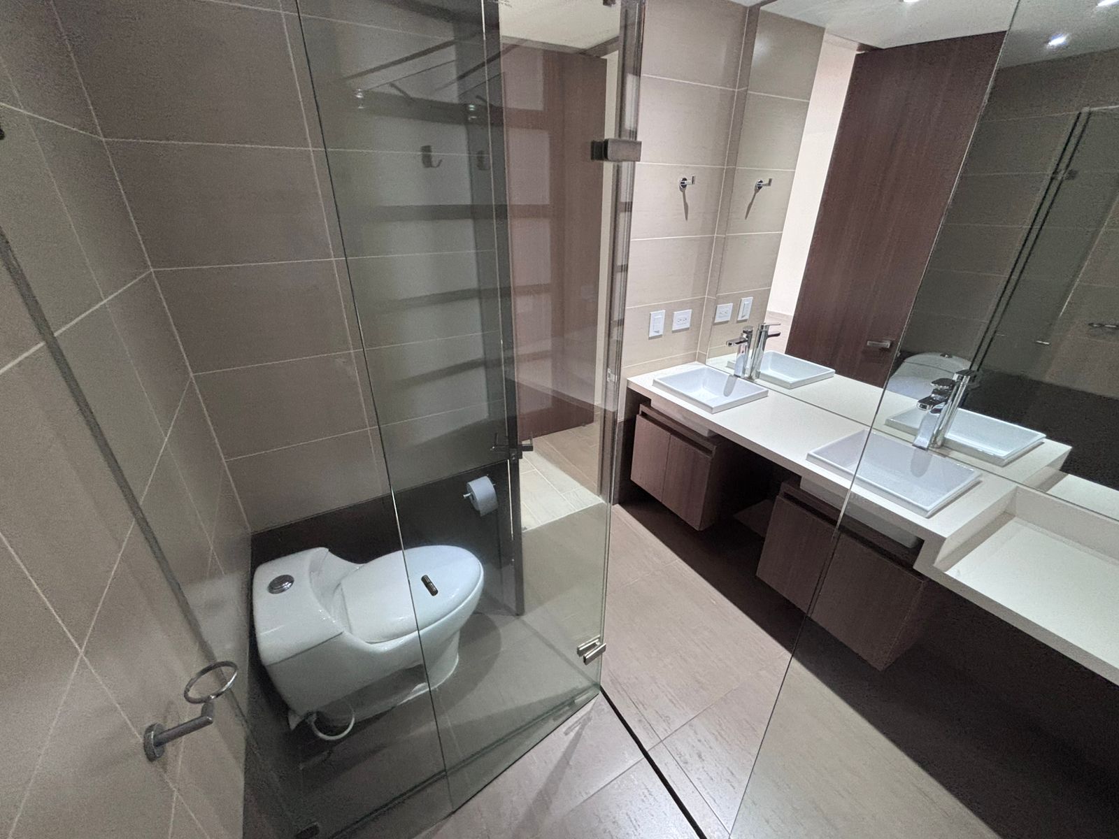 Apartamento en arriendo en El Poblado, Medellín · foto 11 de 15