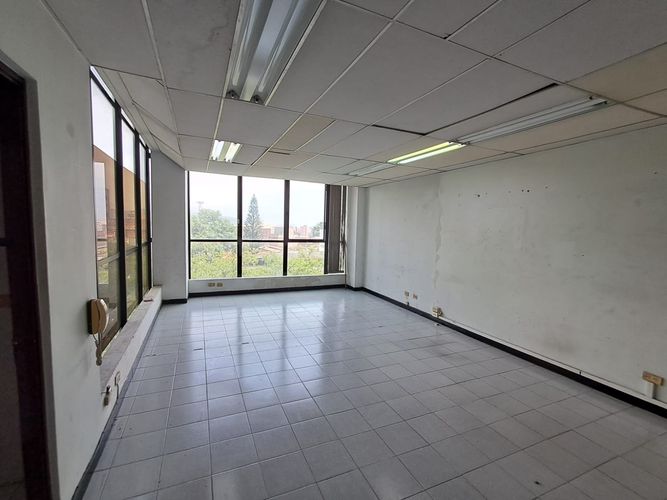 Oficina en arriendo en Lorena, Medellín, 36 m² · foto 4 de 14