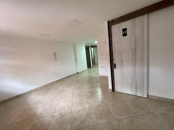 Oficina en arriendo en Laureles, Medellín, 75 m² · foto 5 de 13