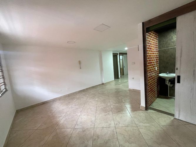 Oficina en arriendo en Laureles, Medellín, 75 m² · foto 6 de 13