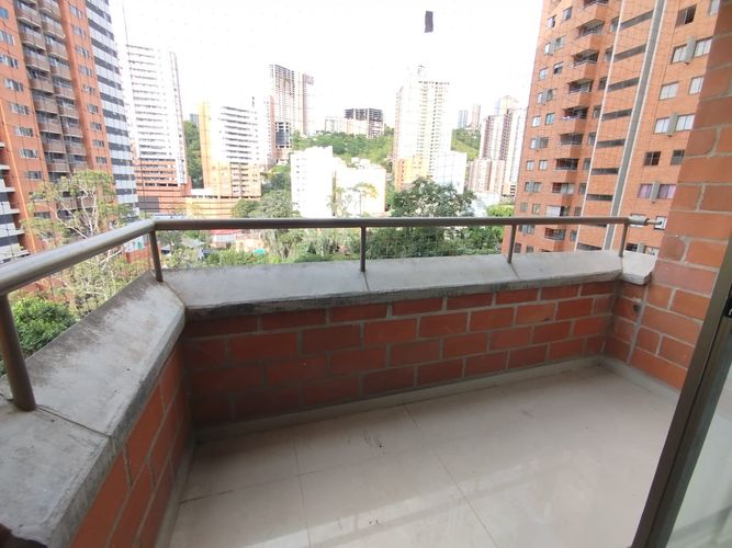 Apartamento de 2 alcobas en arriendo en Loma De La Doctora, Sabaneta, 76 m² · foto 7 de 16