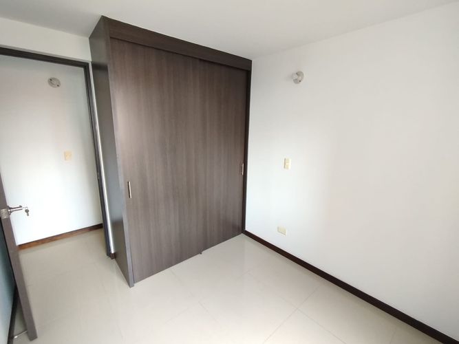 Apartamento de 2 alcobas en arriendo en Loma De La Doctora, Sabaneta, 76 m² · foto 11 de 16