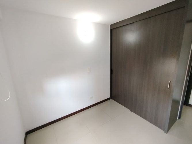 Apartamento de 2 alcobas en arriendo en Loma De La Doctora, Sabaneta, 76 m² · foto 13 de 16