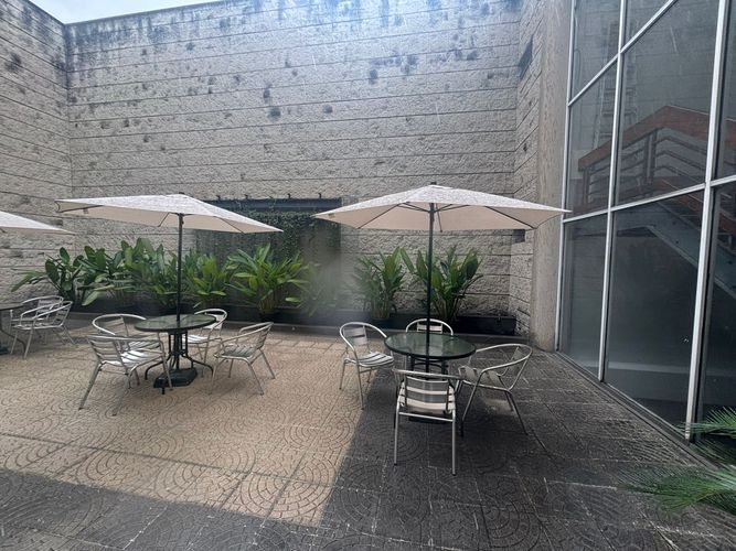 Oficina en arriendo en Laureles, Medellín, 31 m² · foto 8 de 10