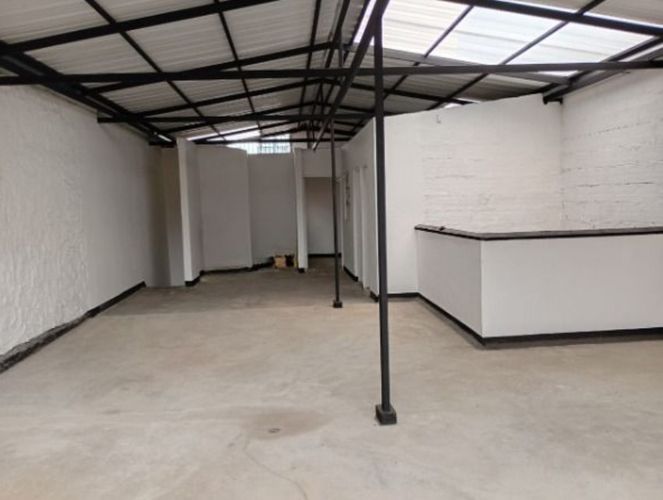Casa de 4 alcobas en arriendo en San Benito, Medellín, 180 m² · foto 2 de 7