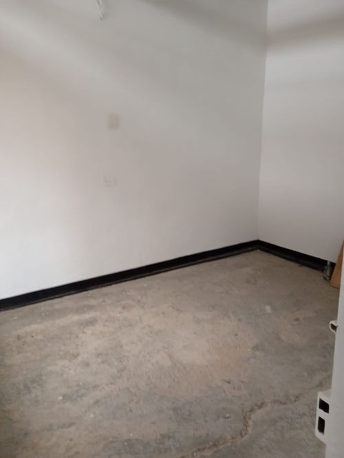 Casa de 4 alcobas en arriendo en San Benito, Medellín, 180 m² · foto 3 de 7