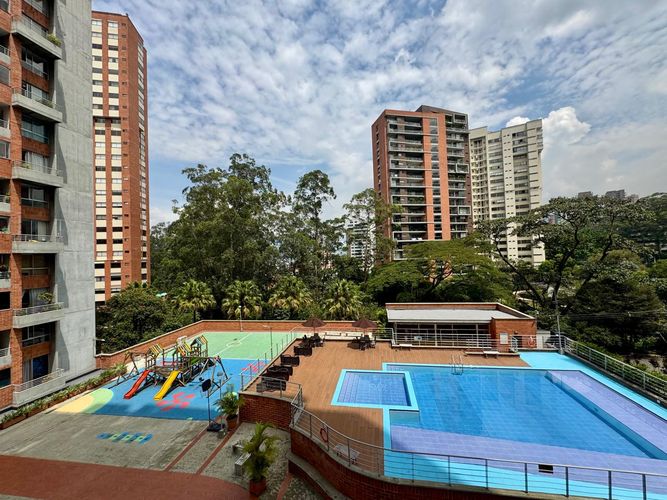 Apartamento de 3 alcobas en arriendo en El Poblado, Medellín, 117 m² · foto 16 de 16
