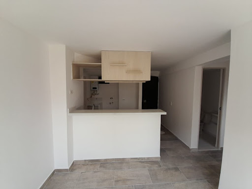 Apartaestudio en Arriendo en Barrio Cristóbal, Medellín en La Almeria