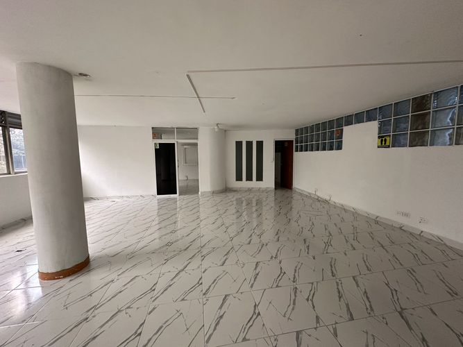 Oficina en arriendo en Laureles, Medellín, 90 m² · foto 9 de 10