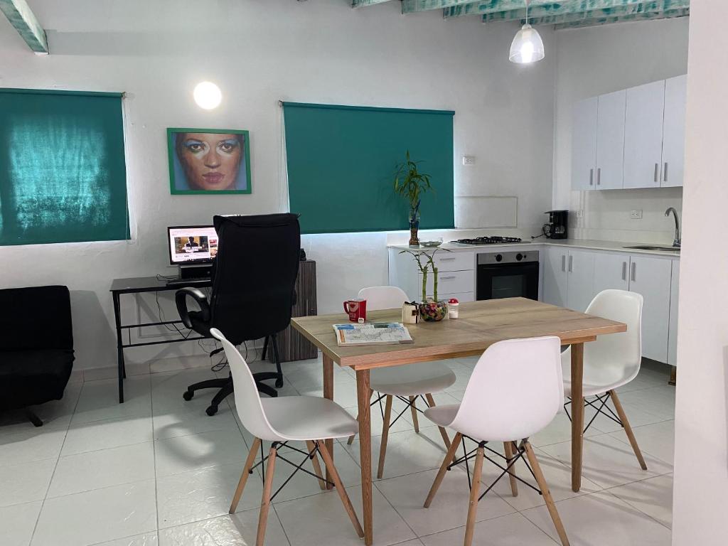 Apartamento en arriendo en Señorial, Envigado · foto 2 de 8