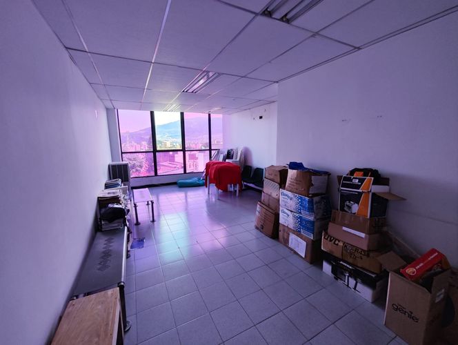 Oficina en arriendo en Lorena, Medellín, 39 m² · foto 3 de 13