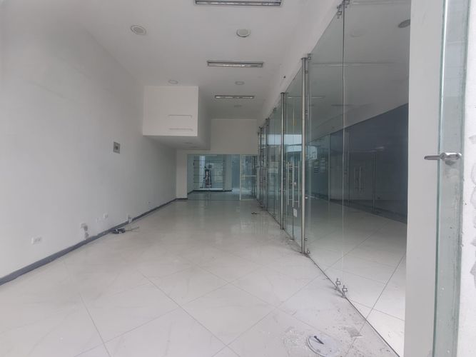 Local en arriendo en Sector Plaza De Bolivar, Pereira, 42 m² · foto 2 de 8
