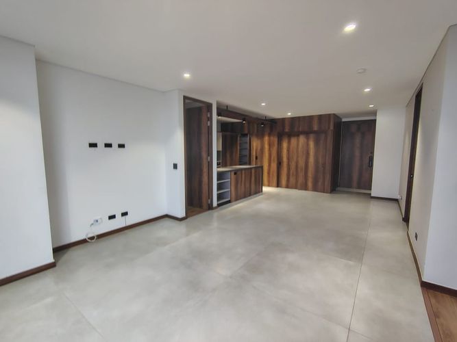 Apartamento de 2 alcobas en venta en El Poblado, Medellín, 97 m² · foto 6 de 18