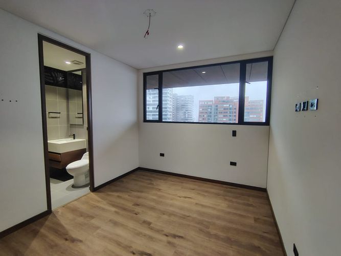 Apartamento de 2 alcobas en venta en El Poblado, Medellín, 97 m² · foto 13 de 18