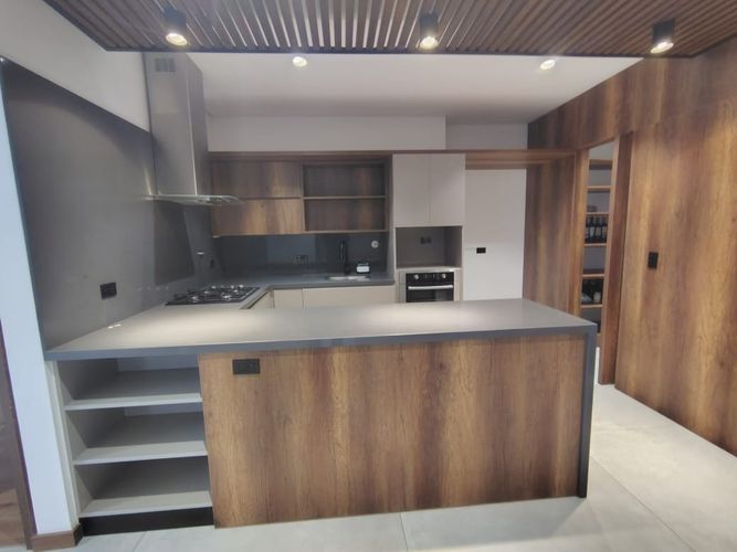 Apartamento de 2 alcobas en venta en El Poblado, Medellín, 97 m² · foto 5 de 18