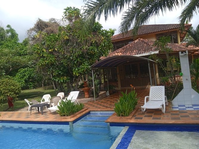 Casa de 4 alcobas en arriendo en Peralonso, Villavicencio, 250 m² · foto 8 de 12