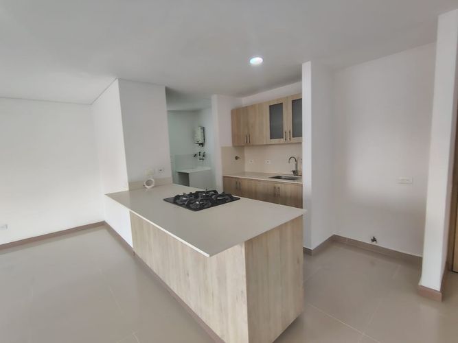 Apartamento en venta en Loma Del Chocho, Envigado · foto 9 de 18