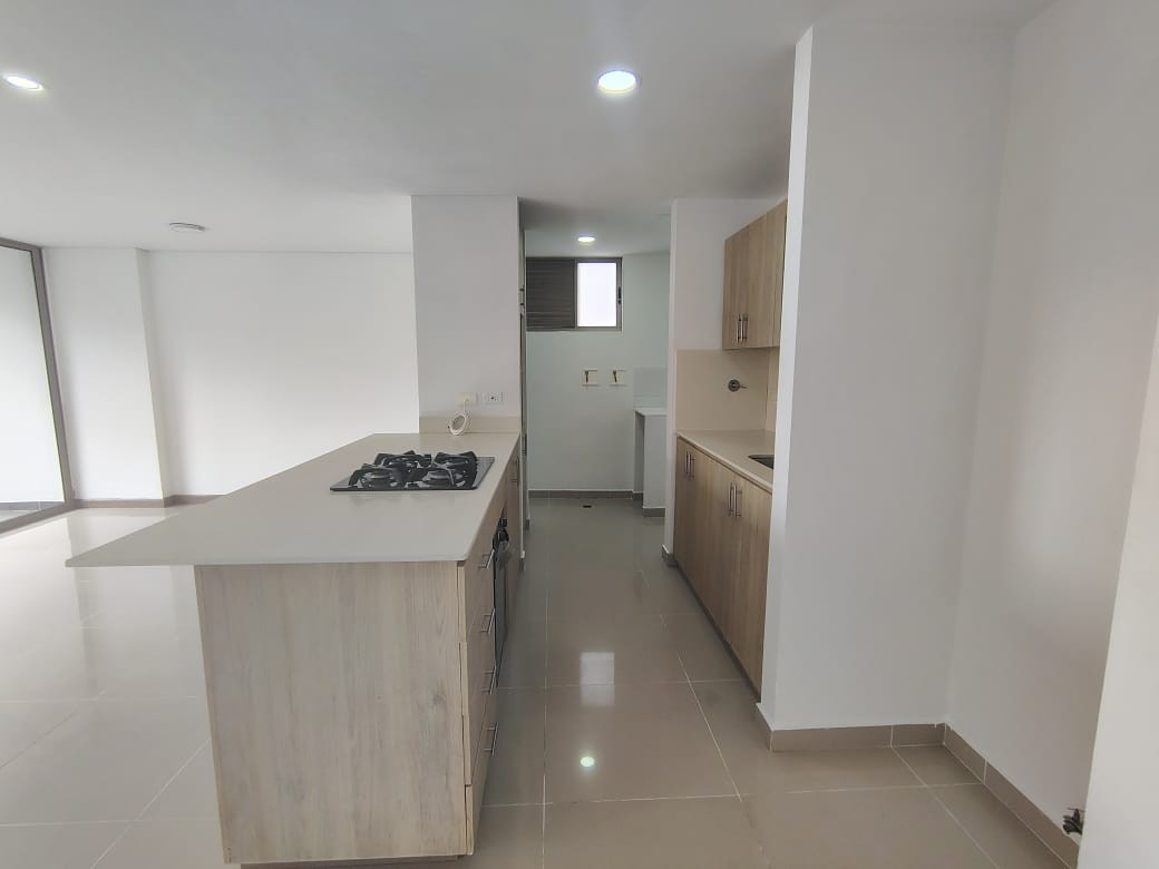 Apartamento en venta en Loma Del Chocho, Envigado · foto 8 de 18