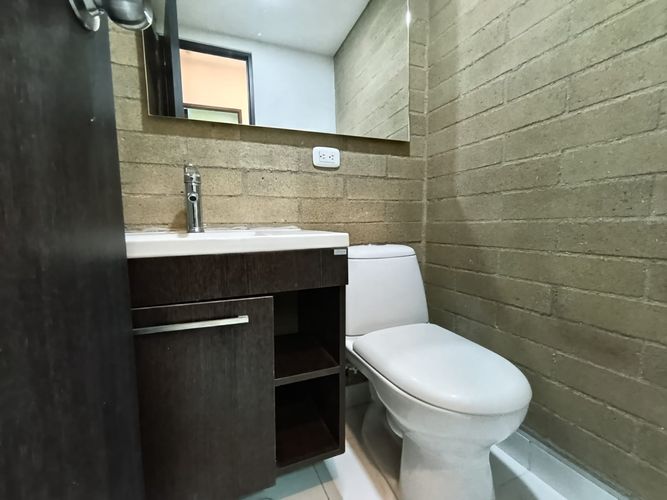 Local en arriendo en El Poblado, Medellín, 214 m² · foto 4 de 20