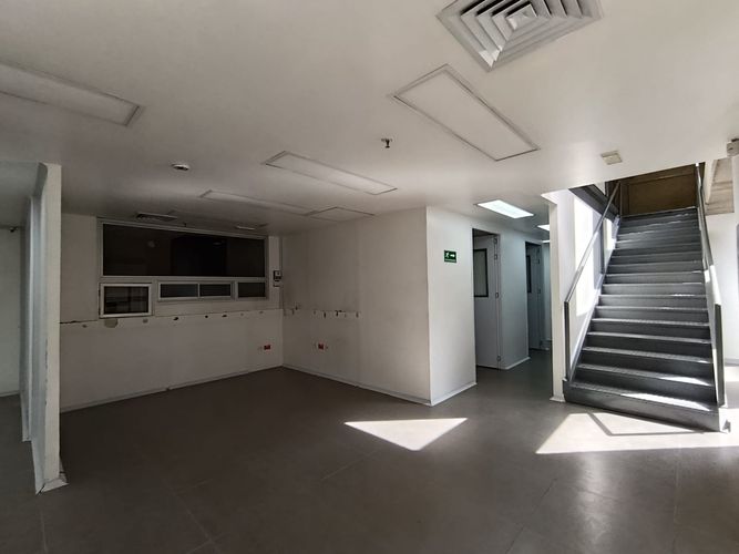 Local en arriendo en El Poblado, Medellín, 214 m² · foto 10 de 20